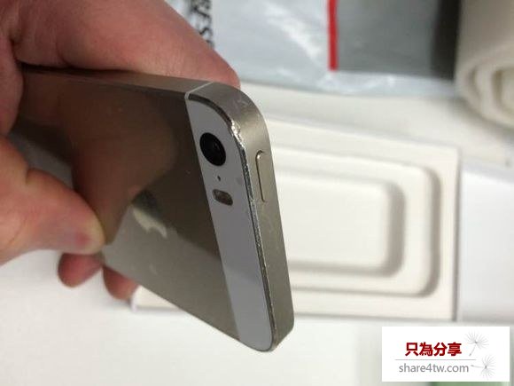 官翻iPhone5s圖片 磕碰明顯